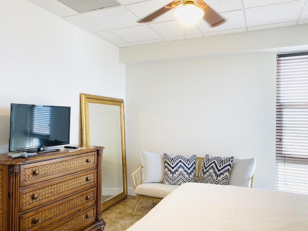Ocean Front Penthouse Suite Panoramic Views Of Gulf,Pensacola Beach,Pier, & Bay 외부 사진